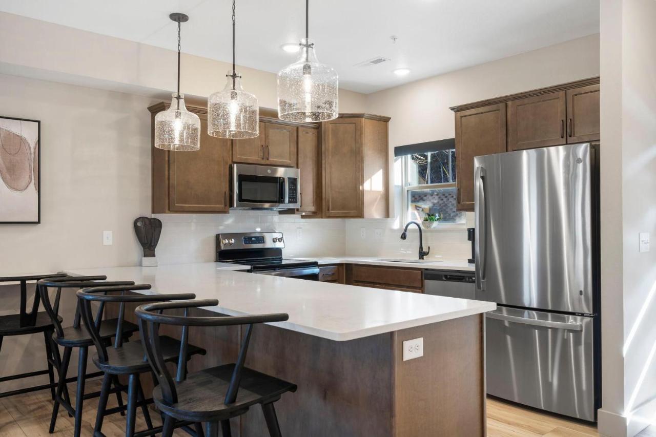 Briarwood Bay Villa Бренсън Екстериор снимка