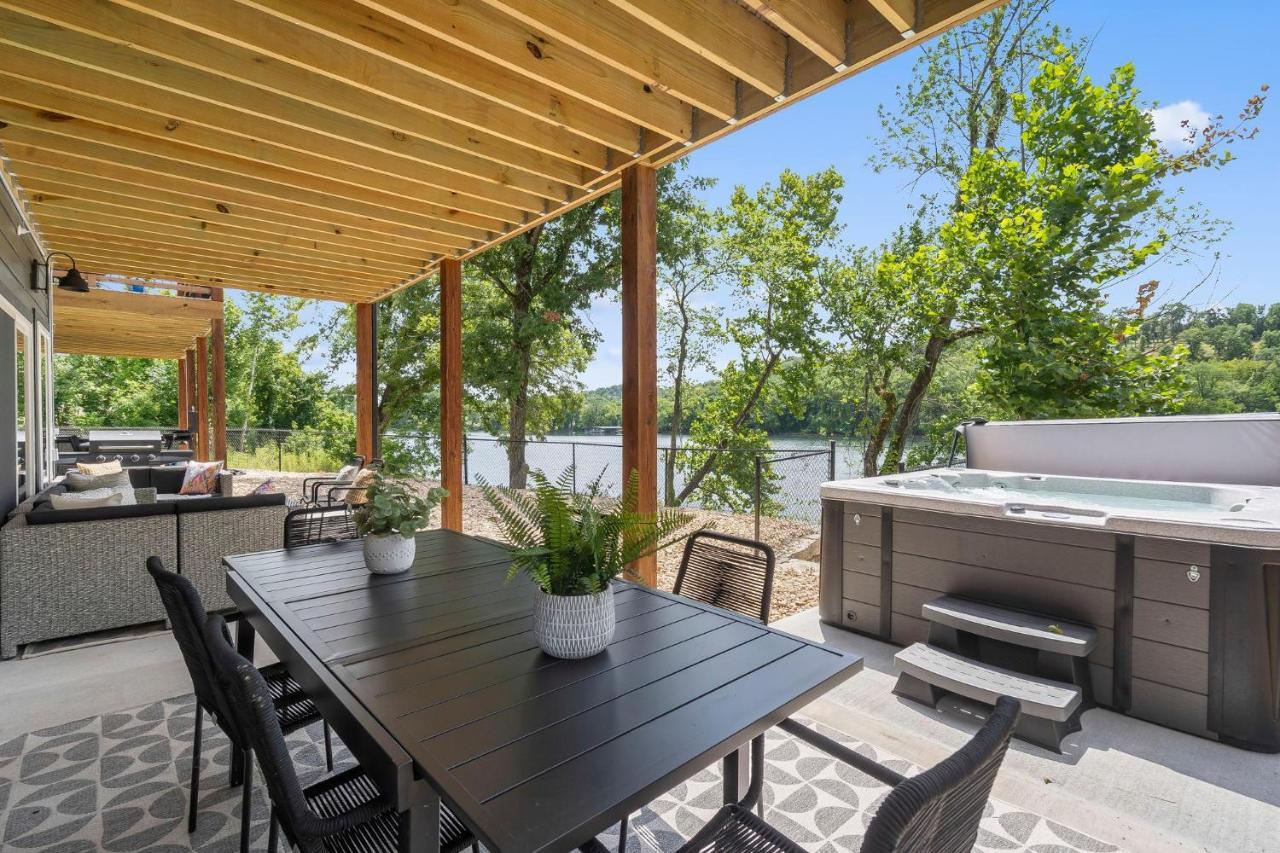 Briarwood Bay Villa Бренсън Екстериор снимка
