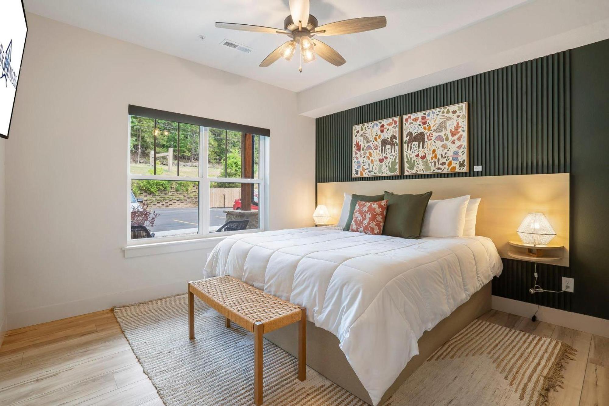 Briarwood Bay Villa Бренсън Екстериор снимка